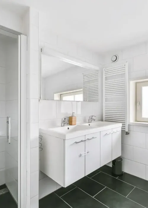 Bravo Builders Ltd - Bathrooms (2)